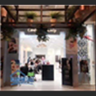 Tiệm Nail Salon tên Central Beauty đối diện Commonwealth bank ở Melbourne đang tuyển nhân viên
