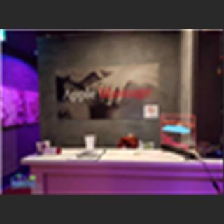 CBD massage shop looking for therapist. Korean owner.