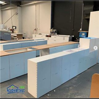 Hãng Govada Cabinets cần tuyển thợ làm tủ bếp (cabinet maker).