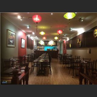 Nhà hàng Việt tại Panania, fully licensed cần tuyển waiting staff 