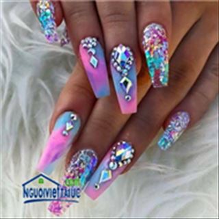 Shop nails cần tuyển thợ nail bột và SNS kinh nghiệm vùng Kensington 