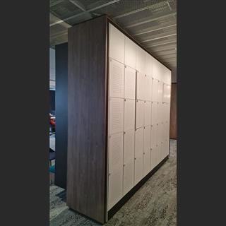 Cần thợ phụ làm office fitout vùng West Side lương cao 