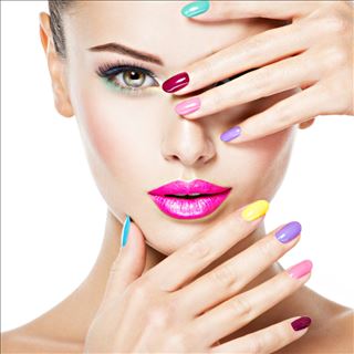 Shop Nail gần Inala cần tuyển thợ bột và nước