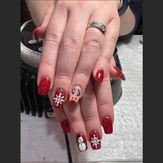 Cần tuyển thợ nail làm gì cũng được, cách Cabra 35mins