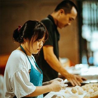 Tuyển nhân viên làm bánh mì và barista tại TipTop Café, Elsternwick