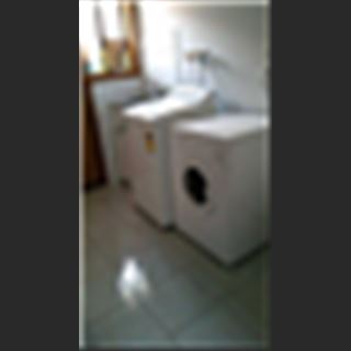 Nhà vùng st alban còn 1 phòng trống cho nữ thuê
