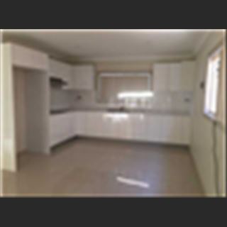 Nhà Granny flat vùng Canley Heights  có 2 phòng mới xây cho người đi làm share.