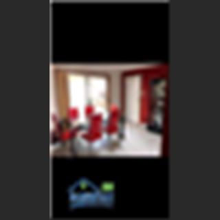 Townhouse vùng Canley Heights còn dư phòng cho thuê.