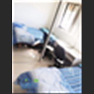 Unit ngay trung tâm Cabramatta còn dư 1 phòng cho share.