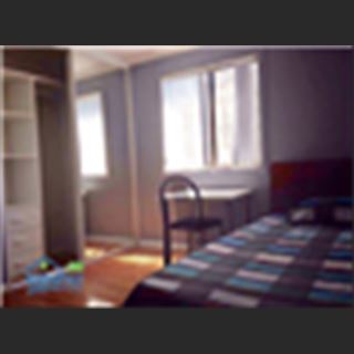 Nhà dư phòng double cần cho bạn nữ thuê ở Fairfield East