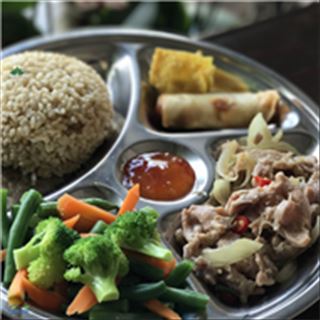 Sang nhà hàng vừa mới tân trang, đẹp  sạch vùng Inner Sydney