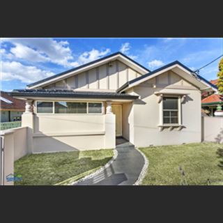 Nhà cho thuê khu Earlwood , school Catchment - earlwood school zone