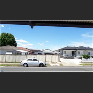 Granny flat 2 phòng ngủ , cho thuê tại Smithfield.