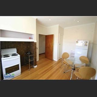 Phòng cho share ngay Deakin Uni vùng Burwood