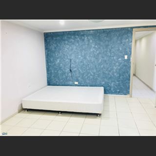 Granny Flat 1 phòng ngủ lớn vùng Cabramatta