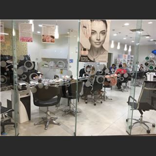 Tiệm nail cần sang lại vùng Horsham, Vic, thu nhập tốt