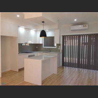 Granny flat 2 phòng mới, nhà mới xây,sạch sẽ vùng Condell Park NSW