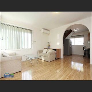 Nhà 3 phòng ngủ cho thuê tại St Albans Vic