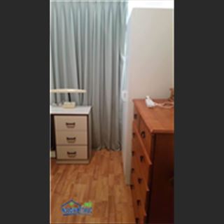 Có flat 2 phòng cho share gần shopping center Morley. 
