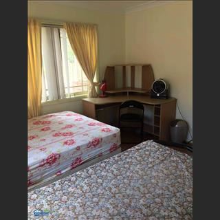 Dư phòng đôi cho thuê, gần phương tiện giao thông vùng Bankstown