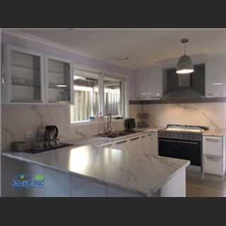  Nhà mới sửa dư 2 phòng ở Springvale South cho thuê