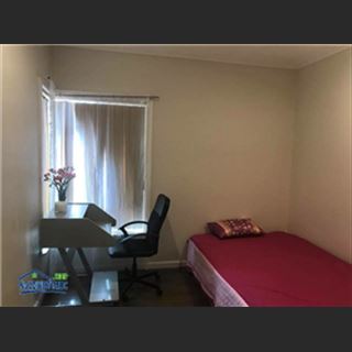 Dư phòng vùng St Albans cần cho share gấp 