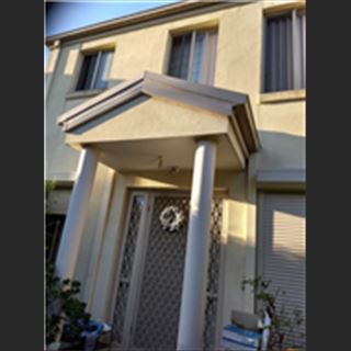 Townhouse còn dư một phòng Master cần cho thuê vùng Springvale, Vic