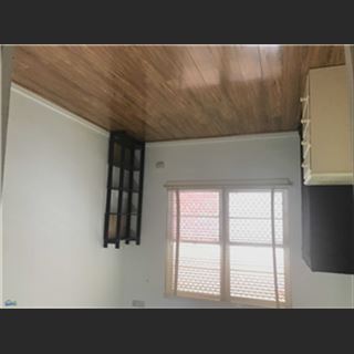 Nhà có 1 phòng cần cho thuê khu Ascot Valegần station, tram 57, Coles