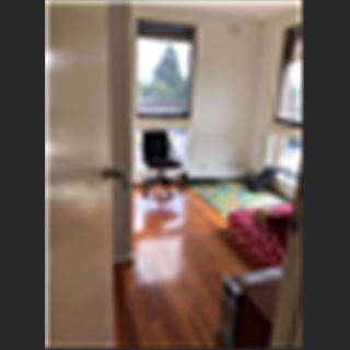 Nhà vùng Keysborough còn dư 1 phòng single cho thuê