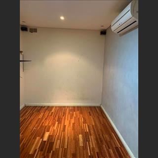 Granny flat 2 phòng cho thuê vùng Chester Hill gần shop , xe lửa