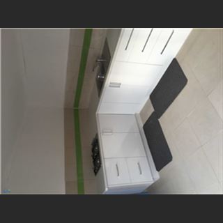 Bungalow vùng Noble Park còn dư 1phòng trống cần cho share 