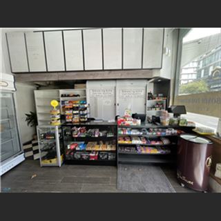 Cần sang shop thuốc lá , vapes , accessories and convenience 
