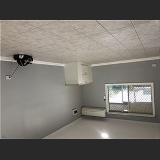 Nhà cho thuê sạch sẽ yên tĩnh gần xe lửa  Khu Smithfield