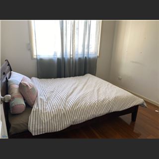 Nhà townhouse ở Chester Hill dư phòng sẵn giường, nệm, tủ âm cho thuê