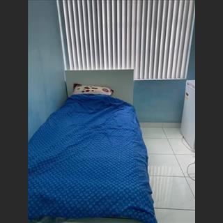 Dư phòng lớn cho thuê vùng Canley Vale, NSW. Cách ga xe lửa 2’ đi bộ