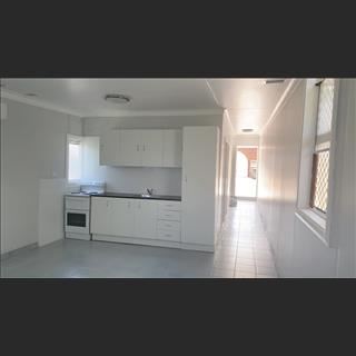 Granlyflat 2 phòng mới xây Bankstown cho thuê
