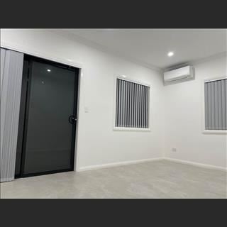 Granny flat mới xây sạch sẽ ở Cabramatta cho thuê