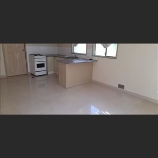 Granny Flat 1 phòng ngủ lớn cho thuê vùng Villawood