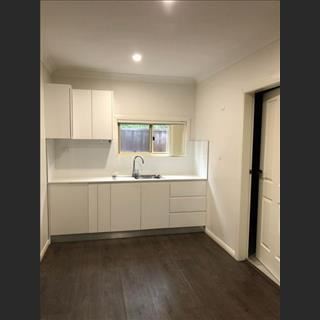 Granny flat 2 phòng cho thuê ở Canley Vale