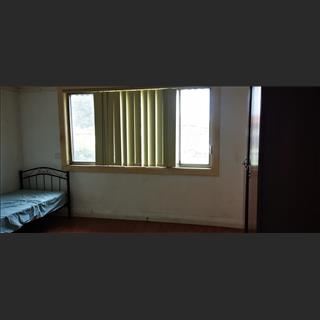 Nhà Bankstown có 2 phòng double cho share