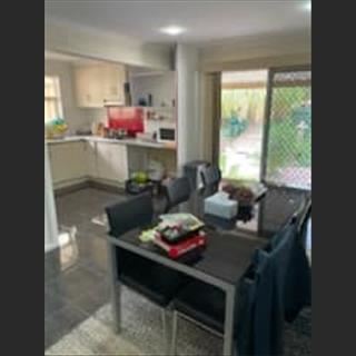 Có 2 phòng ở Salisbury North SA cần cho thuê