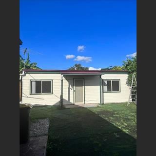 Granny flat 2 phòng ngủ cho thuê ở Liverpool