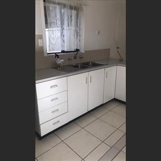 Granny flat 2 phòng ngủ cho thuê vùng Cabramatta West 