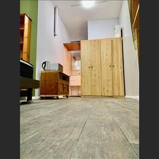 Studio with a master bedroom riêng biệt cho thuê