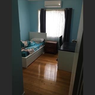 2 phòng single cho nữ share cách St Albans 900m đường rộng rãi