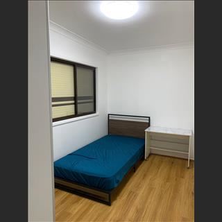 Cho thuê phòng single / double sạch sẽ ở Bankstown 