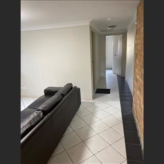 Cho thuê granny flat 2 phòng ngủ vùng Lansvale, NSW 