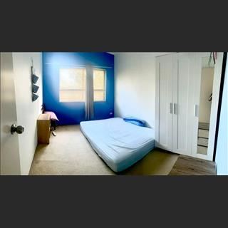 Nhà dư phòng double cho thuê, gần trạm xe lửa Riverwood