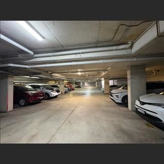 Cho thuê chỗ để xe - gara - car park 